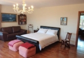 Chalet independiente con terreno en venta en la España, Málaga, ref: TR159977 foto