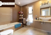 Chalet independiente con terreno en venta en la España, Málaga, ref: TR264701 foto