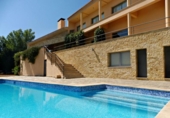 Chalet independiente con terreno en venta en la España, Málaga, ref: TR135207 foto
