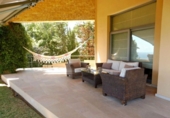 Chalet independiente con terreno en venta en la España, Málaga, ref: TR135207 foto