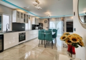 Chalet independiente con terreno en venta en la España, Arona, ref: TR400004 foto