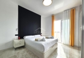 Chalet independiente con terreno en venta en la España, Arona, ref: TR400004 foto