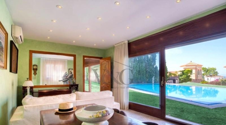 Жирона - l'Escala - 2296m2