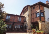 Chalet independiente con terreno en venta en la España, Santillana del Mar, ref: TR135157 foto