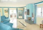 Chalet independiente con terreno en venta en la España, Adeje, ref: TR136806 foto