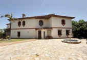 Chalet independiente con terreno en venta en la España, Arroyo de la Miel-Benalmádena Costa, ref: TR391964 foto