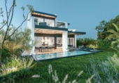 Chalet independiente con terreno en venta en la España, Estepona, ref: TR162181 foto