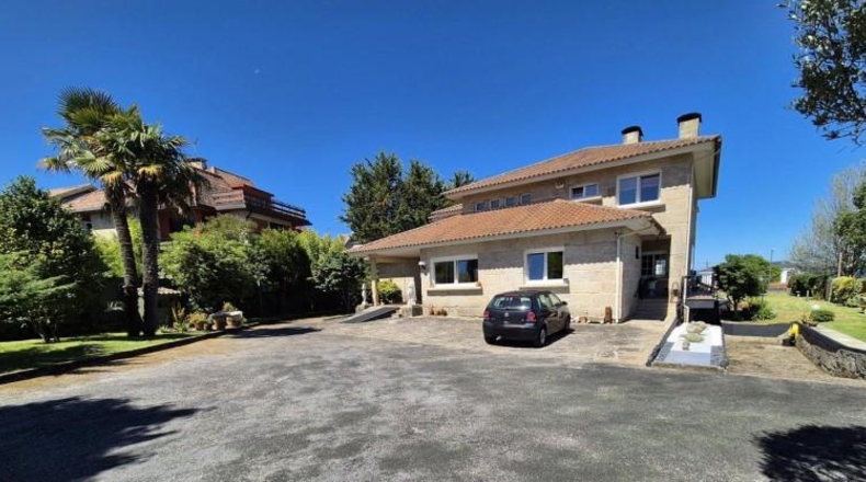 Pontevedra - Vigo - 2518m2