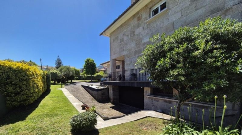 Pontevedra - Vigo - 2518m2