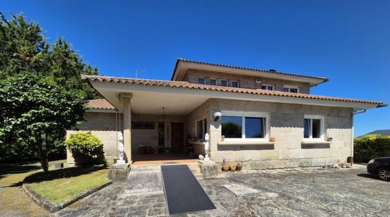 Pontevedra - Vigo - 2518m2