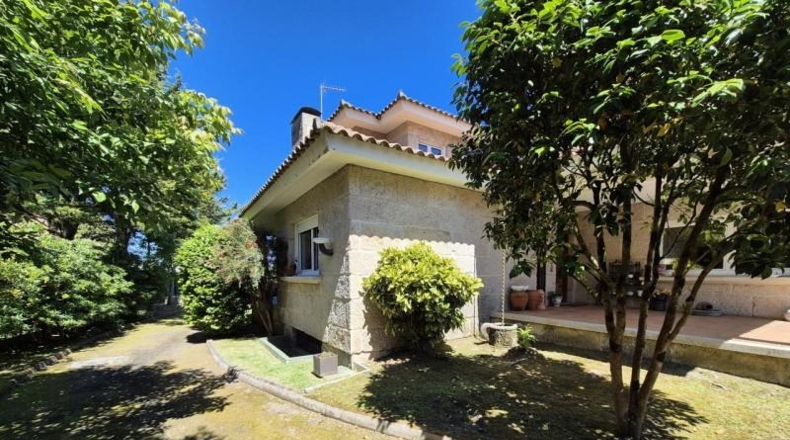 Pontevedra - Vigo - 2518m2