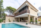 Chalet independiente con terreno en venta en la España, Calvià, ref: TR370249 foto