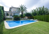 Chalet independiente con terreno en venta en la España, Alella, ref: TR134522 foto
