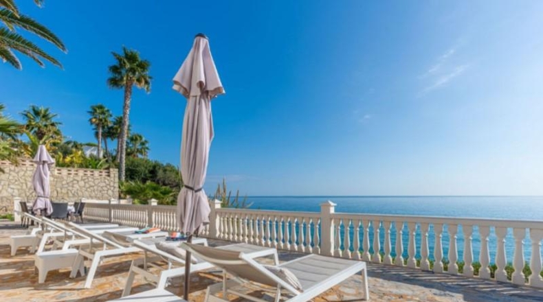Alicante - Campello - 1350m2