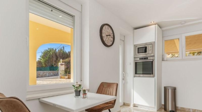 Alicante - Campello - 1350m2