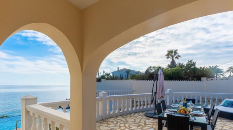 Alicante - Campello - 1350m2