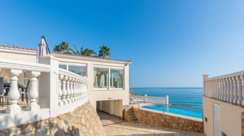 Alicante - Campello - 1350m2