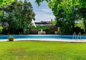 Chalet independiente con terreno en venta en la España, Villanueva de la Cañada, ref: TR390674 foto