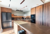 Chalet independiente con terreno en venta en la España, Sitges, ref: TR393343 foto