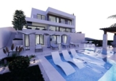 Chalet independiente con terreno en venta en la España, Marbella, ref: TR157697 foto