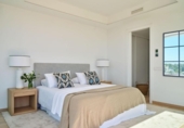 Chalet independiente con terreno en venta en la España, Marbella, ref: TR239778 foto