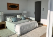 Chalet independiente con terreno en venta en la España, Marbella, ref: TR235632 foto