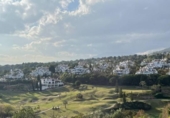 Chalet independiente con terreno en venta en la España, Marbella, ref: TR235632 foto