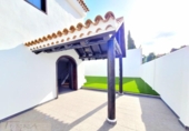 Chalet independiente con terreno en venta en la España, Adeje, ref: TR176199 foto