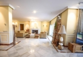 Chalet independiente con terreno en venta en la España, Marbella, ref: TR162238 foto