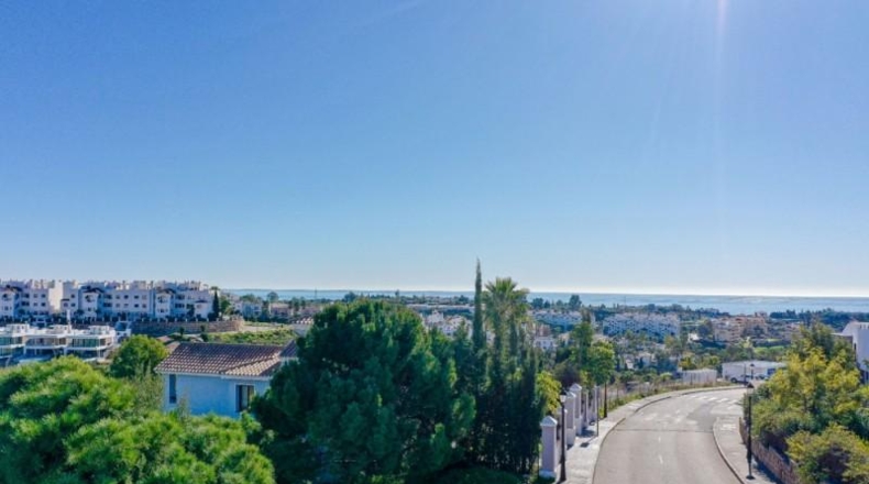 Málaga - Estepona - 1073m2