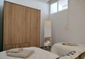 Chalet independiente con terreno en venta en la España, Benalmádena, ref: TR264758 foto