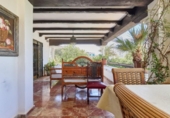 Chalet independiente con terreno en venta en la España, Marbella, ref: TR260610 foto