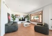 Chalet independiente con terreno en venta en la España, Palma, ref: TR261836 foto