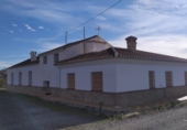 Загородный дом с участком на продажу в городе Torre del Mar Фото