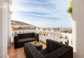 Chalet independiente con terreno en venta en la España, Adeje, ref: TR140451 foto