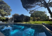 Chalet independiente con terreno en venta en la España, Estepona, ref: TR148830 foto