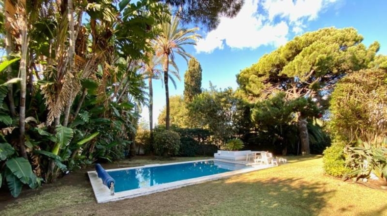Málaga - Estepona - 2085m2