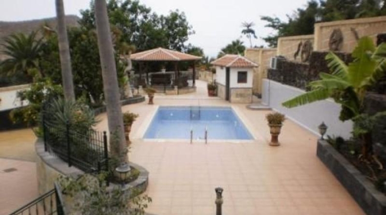 Santa Cruz de Tenerife - Arona - 1350m2