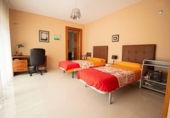 Chalet independiente con terreno en venta en la España, L'Alfàs del Pi, ref: TR266176 foto