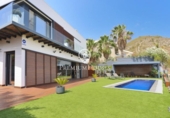 Chalet independiente con terreno en venta en la España, Sitges, ref: TR264765 foto