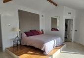 Chalet independiente con terreno en venta en la España, Marbella, ref: TR218331 foto