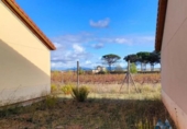 Chalet independiente con terreno en venta en la España, Lerma, ref: TR277617 foto