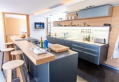 Chalet independiente con terreno en venta en la España, Marbella, ref: TR159210 foto