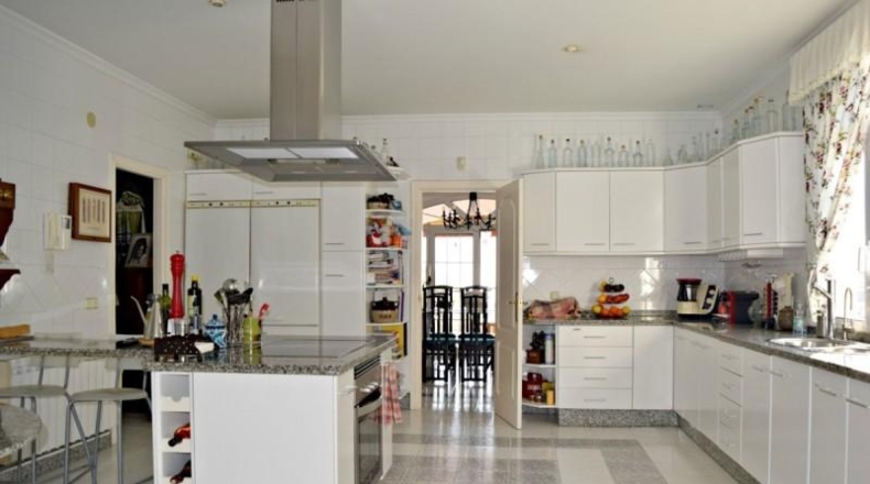 Málaga - Benalmádena - 5000m2