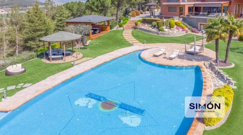 Barcelona - Sant Fruitós de Bages - 10000m2