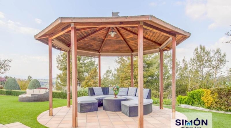 Barcelona - Sant Fruitós de Bages - 10000m2