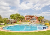 Chalet independiente con terreno en venta en la España, Sant Fruitós de Bages, ref: TR165331 foto