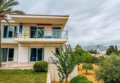 Chalet independiente con terreno en venta en la España, L'Alfàs del Pi, ref: TR160175 foto
