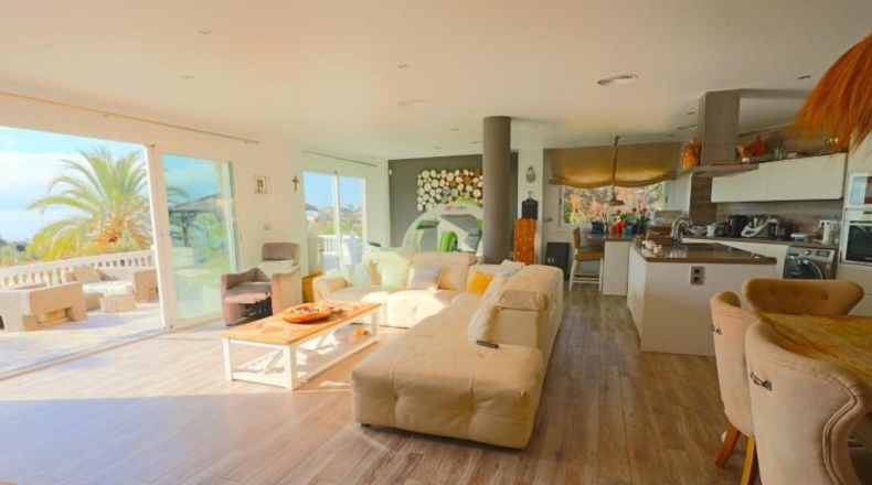 Alicante - Campello - 1400m2