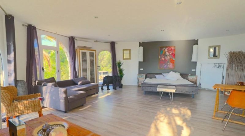 Alicante - Campello - 1400m2